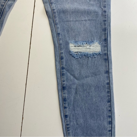 Missguided Light Blue Distressed High Waisted Straight Thigh Slash Jeans NWT 4L - Picture 12 of 16